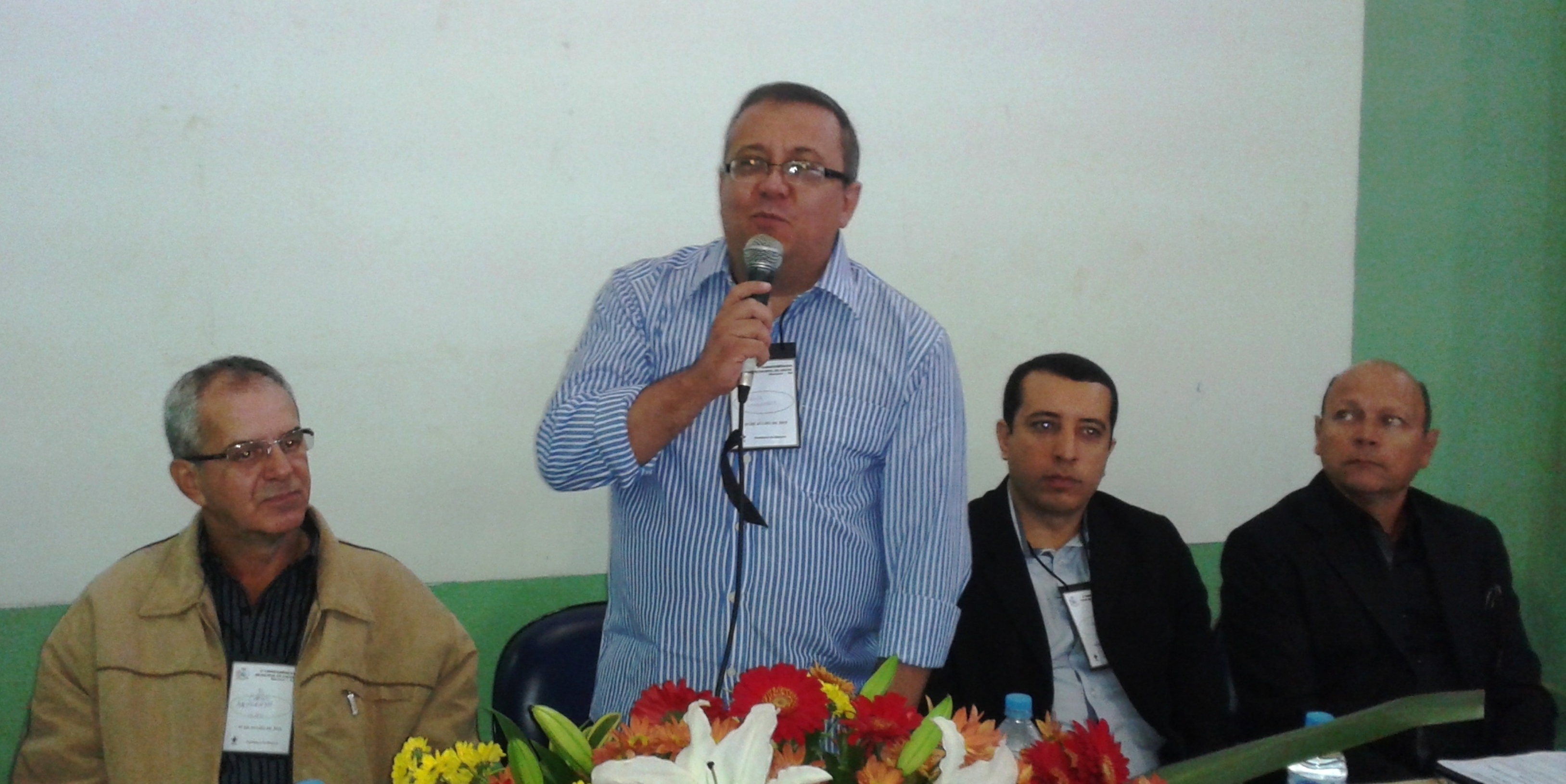 Prefeito confirma que é fundamental investir nos profissionais do setor