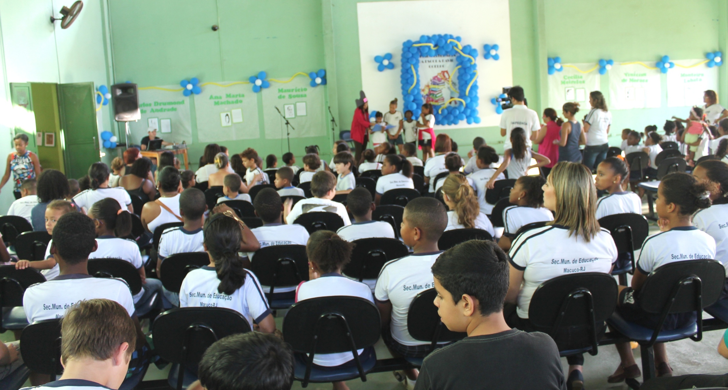 Escola Municipal realiza I Feira Literária em Macuco
