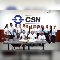 Jovens ampliam conhecimentos com aula prática na CSN  