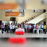 Melhor idade homenageada com carinho e emoção pelo Dia das Mães